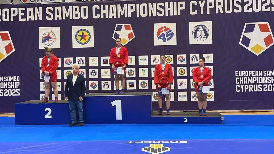 Галина Ковальська з Надвірної стала чемпіонкою Європи із самбо (ФОТО)