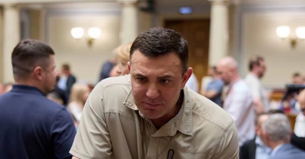 Микола Тищенко прийшов на засідання Верховної Ради - Новини України