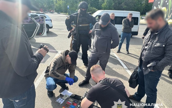 На Київщині викрили групу рекетирів