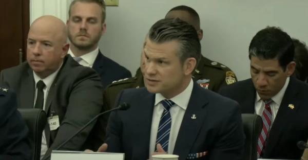 Глава Пентагону анонсував скорочення бюджету США на підтримку України - Новини України