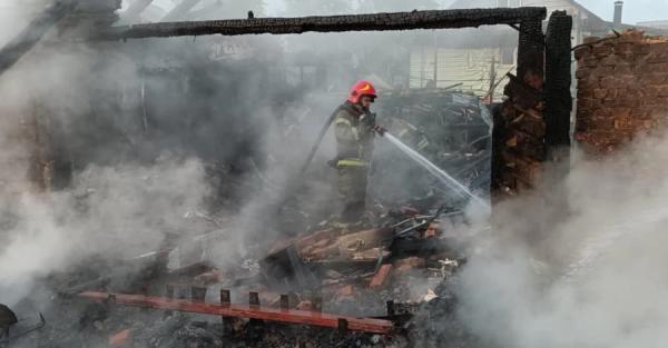 Росія вдарила дронами по Прилуках, серед 5 загиблих – однорічна дитина - Новини України