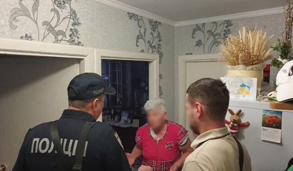 Поліція проводить обшуки вдома у Назарія Гусакова та його знайомих, яких він залучав до збору коштів - Новини України