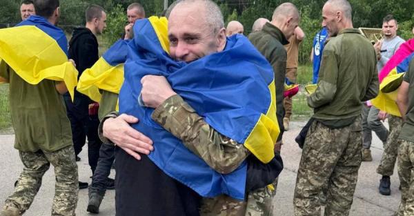 Україна повернула додому ще частину військовополонених, серед них – захисники Маріуполя - Новини України