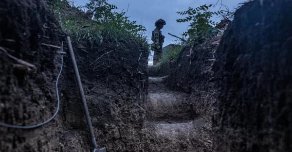 На Сумщині Росія зосередила 50 тисяч військових, вони у 20 км від Сум, - WSJ - Новини України