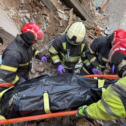 Кількість жертв російського удару по Києву збільшилася до 26 - розбір завалів триває - Новини України