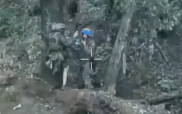 Воїн ЗСУ завдяки дрону взяв у полон росіянина