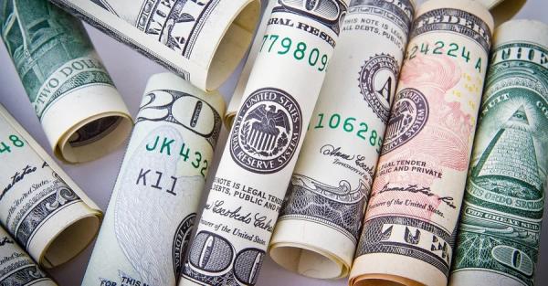 Курс валют на 9 червня: скільки коштують долар, євро і злотий - Новини України