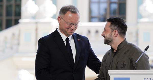 Зеленський вручив президенту Польщі Дуді орден Свободи - Новини України