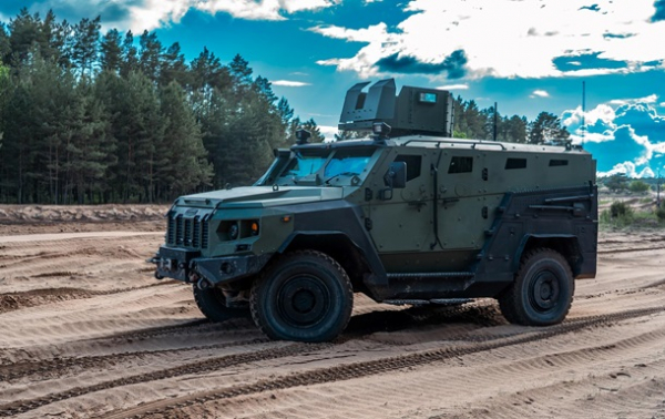 ЗСУ отримають новий бронеавтомобіль Варта-2