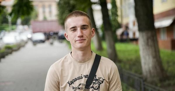 Зеленський надав звання Героя України Назарію Гринцевичу, який був наймолодшим захисником Азовсталі - Новини України
