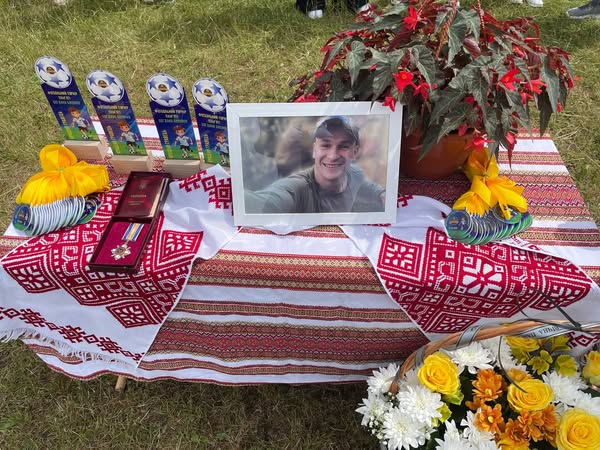 У Ворохті провели дитячий футбольний турнір на честь загиблого Захисника Богдана Бухонка