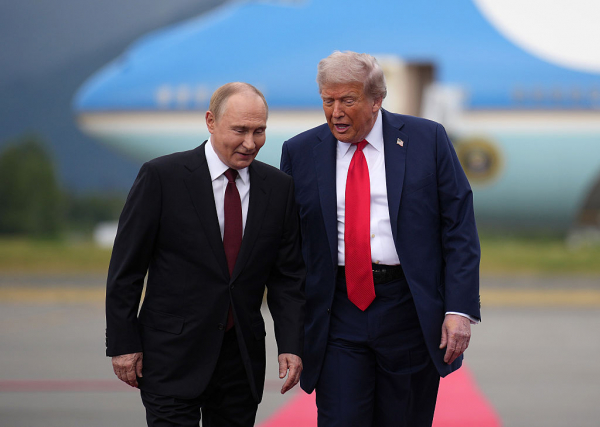 На Алясці розпочались переговори Трампа та Путіна - журналістів вивели із зали - Новини України