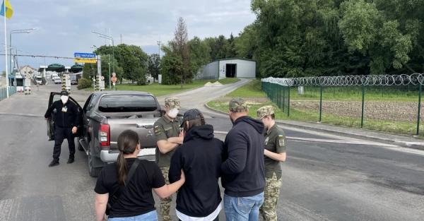 У Держприкордонслужбі заявили, що "не фіксують" масову депортацію українців зі США - Новини України
