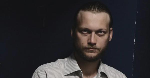 Творці фільму "Малевич" не виріжуть сцени за участю Темляка, якого екскохана звинуватила в насильстві - Новини України