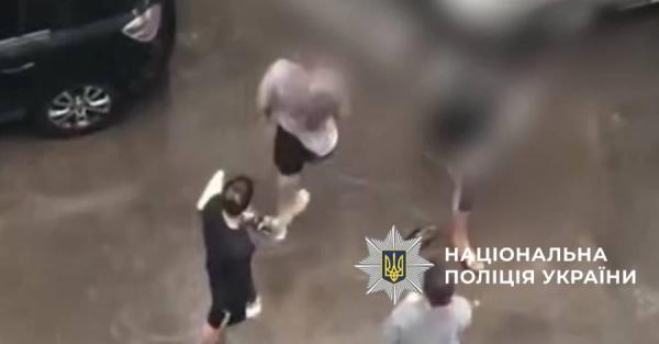 У Харкові заарештували чоловіка, який вистрілив у ветерана з протезом - Новини України