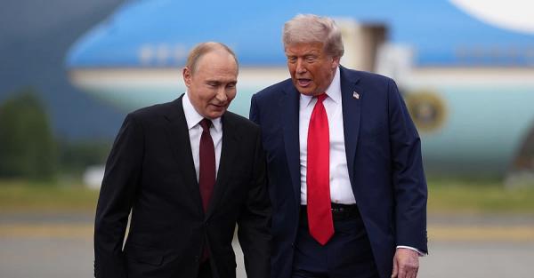 Переговори на Алясці - Путін приземлився в Анкориджі, його зустріли червоним хідником - Новини України