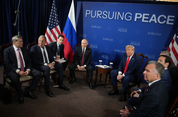 На Алясці розпочались переговори Трампа та Путіна - журналістів вивели із зали - Новини України