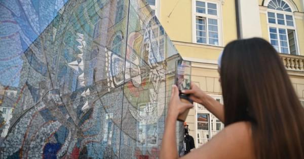 Відтворена мозаїка Алли Горської повернулася з Лондона до України - Новини України