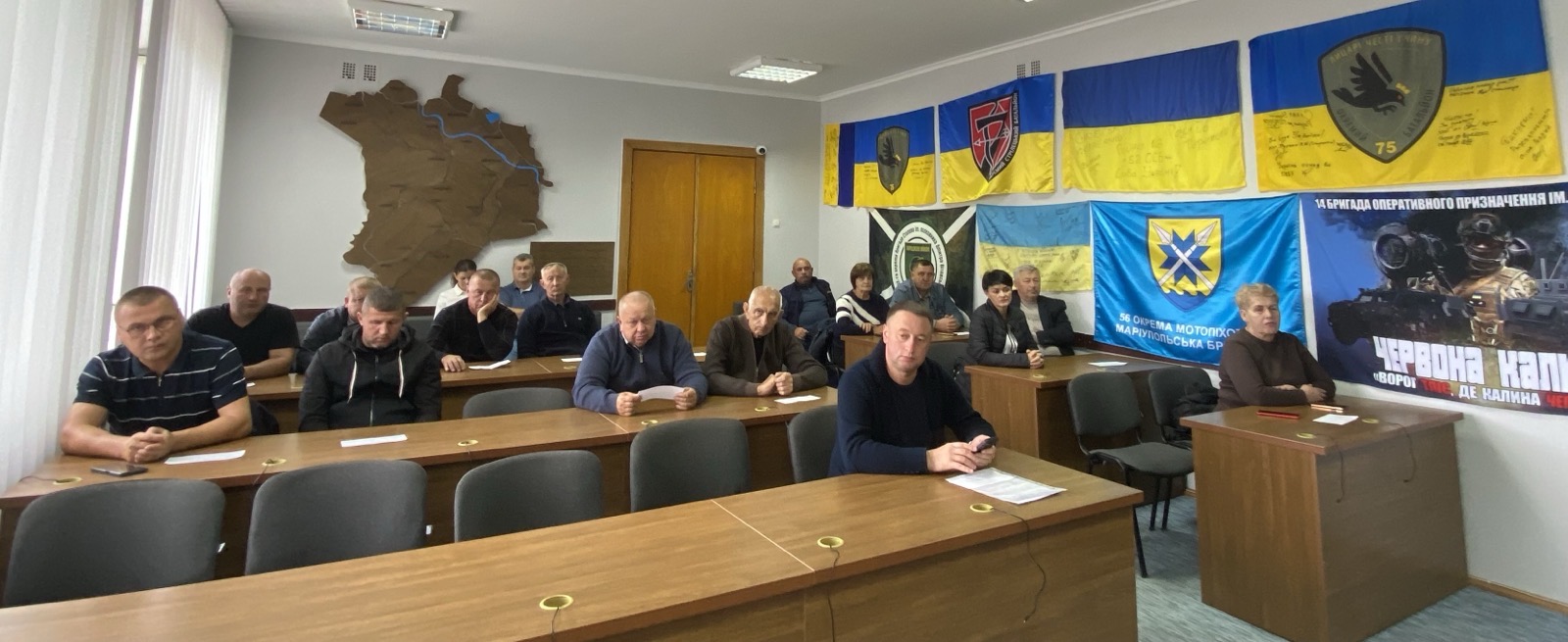 Фото без опису