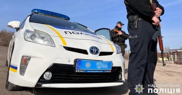 Росіяни вдарили по блокпосту на Херсонщині – поранено поліцейських та місцеву мешканку - Новини України