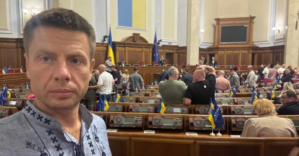 Рада встигла відкрити рекордну 14-ту сесію парламенту, згідно з Конституцією - Новини України