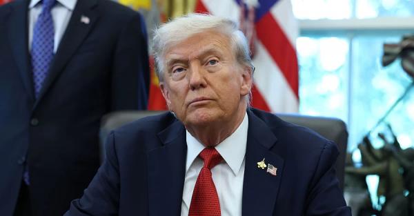 Трамп заявив, теми про передачу Донбасу Росії не було і не може бути - Новини України Трамп заявив, теми про передачу Донбасу Росії не було і не може бути - Новини України