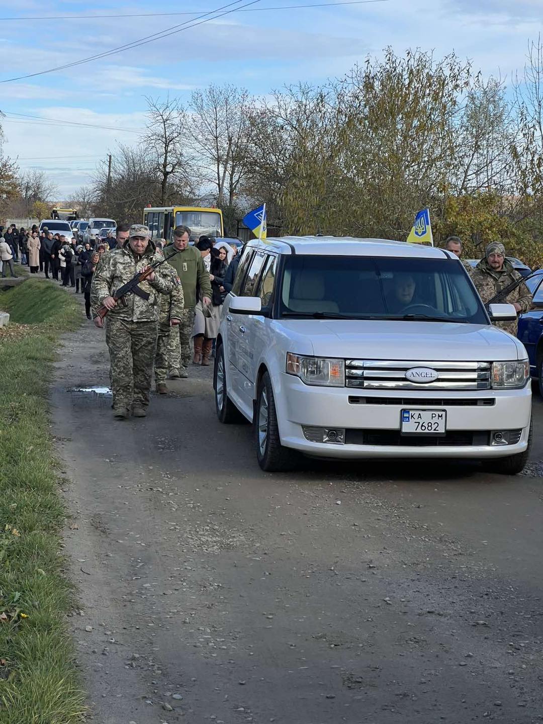 Фото без опису