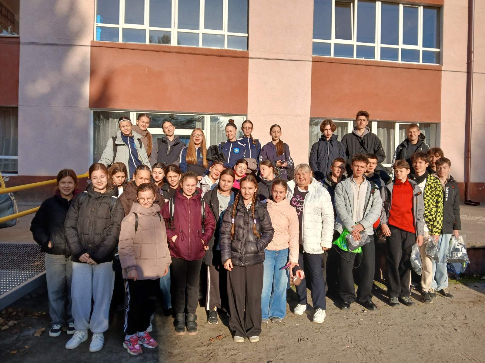 Фото без опису