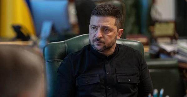 Під час інтерв’ю Зеленського з іноземними журналістами у Маріїнському палаці зникло світло - Новини України Під час інтерв’ю Зеленського з іноземними журналістами у Маріїнському палаці зникло світло - Новини України