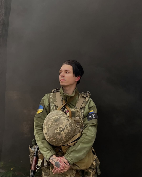 Обов’язки у війську: Хливнюк - пілот БпЛА, Жадан - комунікаційник, Салем працює в штабі - Новини України