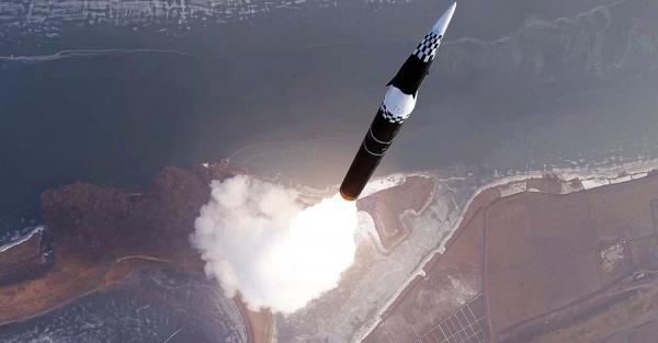 Північна Корея запустила балістичну ракету у напрямку Східного моря - Новини України Північна Корея запустила балістичну ракету у напрямку Східного моря - Новини України