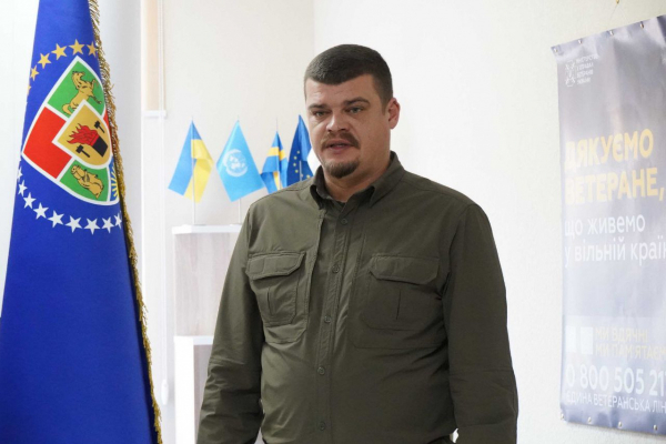 Губернатори воєнного Донбасу: хто керував Донецькою та Луганською областями з 2014 року та чим це закінчилося - Новини України