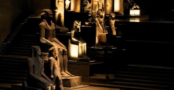 У Єгипті біля піраміди Хеопса відкрився Великий музей, який будували з 2005 року - Новини України У Єгипті біля піраміди Хеопса відкрився Великий музей, який будували з 2005 року - Новини України