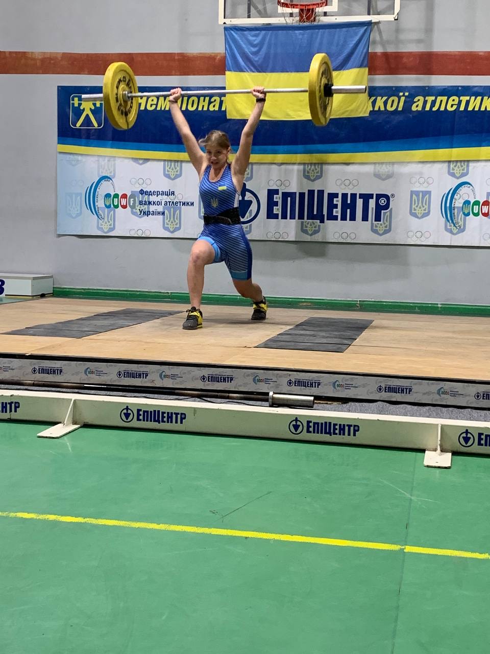 Фото без опису