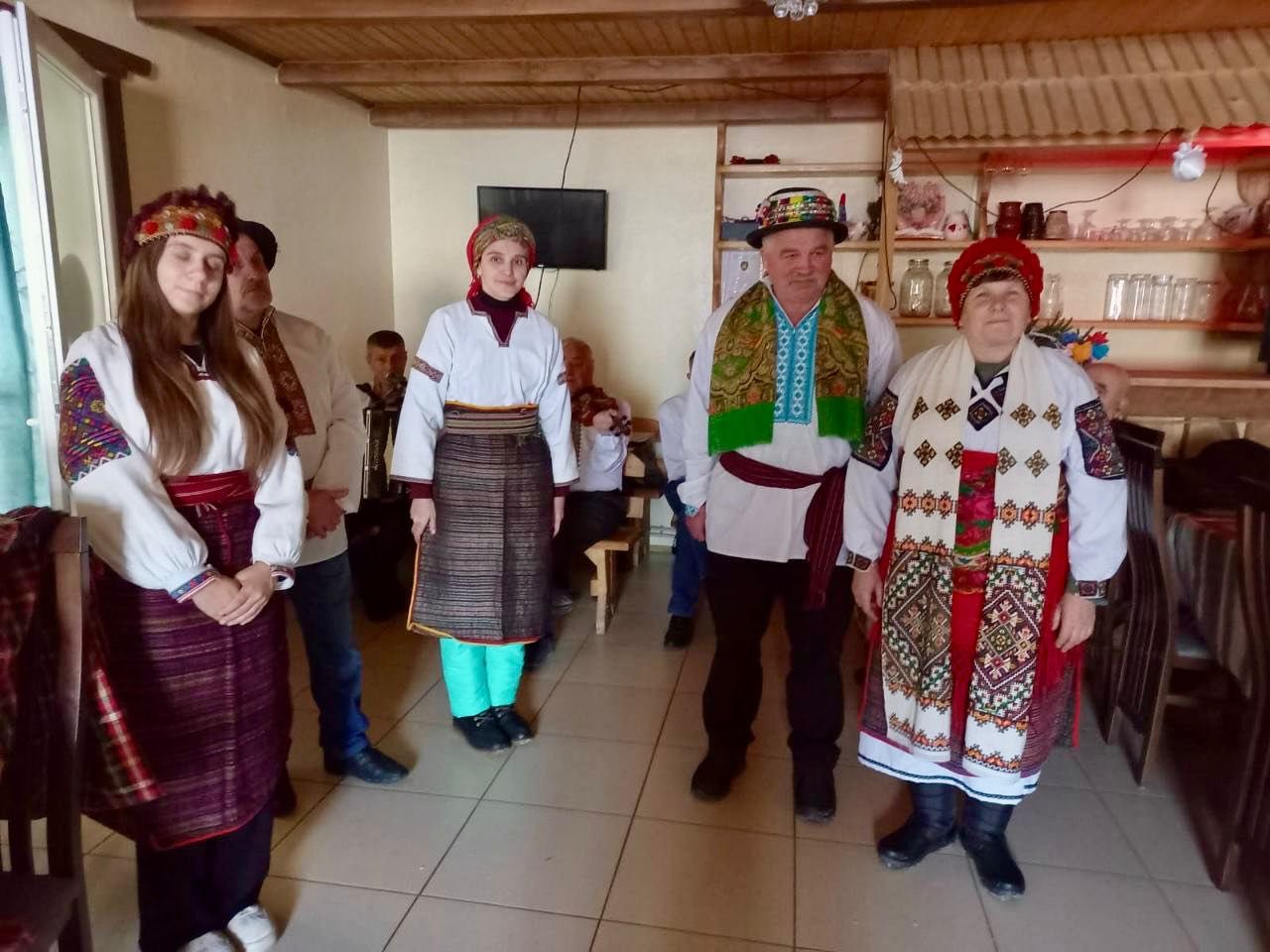 Фото без опису