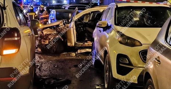 У Москві підірвали авто з генерал-майором Фанілом Сарваровим - Новини України