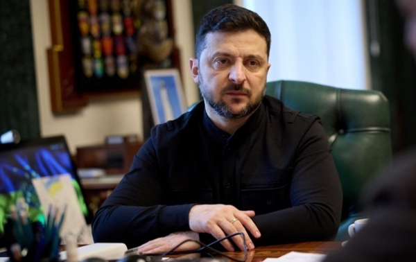 Удар по судну: Зеленський пообіцяв Росії відповідь Удар по судну: Зеленський пообіцяв Росії відповідь