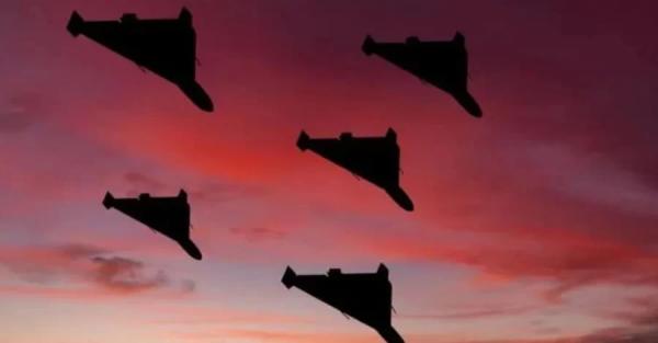 Літак Зеленського на шляху до Ірландії переслідували дрони військового типу - Новини України