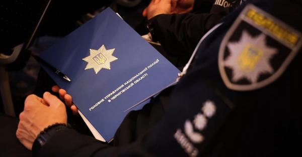 У Прилуках патрульне авто збило двох пішоходів на переході - дитина загинула, жінка травмована - Новини України У Прилуках патрульне авто збило двох пішоходів на переході - дитина загинула, жінка травмована - Новини України