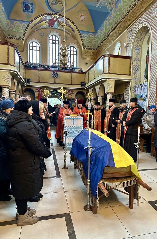 Фото без опису