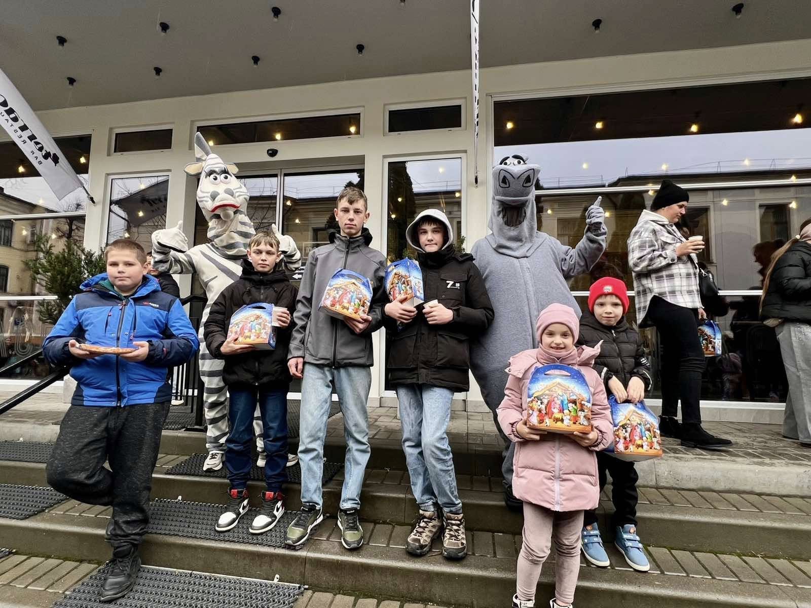 Фото без опису