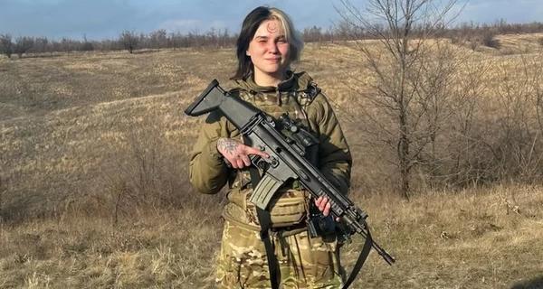 У боях за Україну загинула оператор дронів, художниця та журналістка Лана "Саті" Чорногорська - Новини України