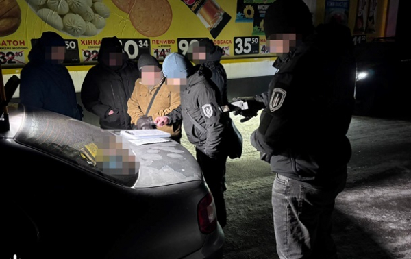 Заблоковано схему поборів з експортерів на Кропивницькій митниці - ДБР