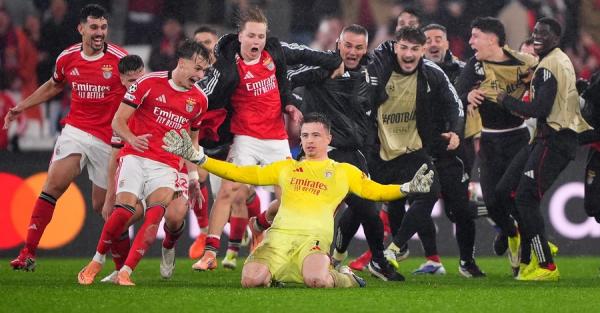 Анатолій Трубін в останні секунди матчу вивів Бенфіку у плей-оф - Новини України Анатолій Трубін в останні секунди матчу вивів Бенфіку у плей-оф - Новини України