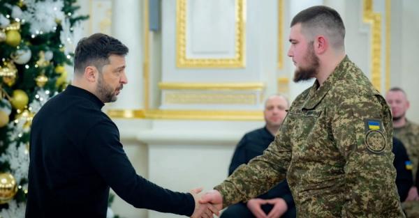 У 2025 році Зеленський здійснив 60 візитів за кордон та прийняв 100 глав держав та урядів - Новини України