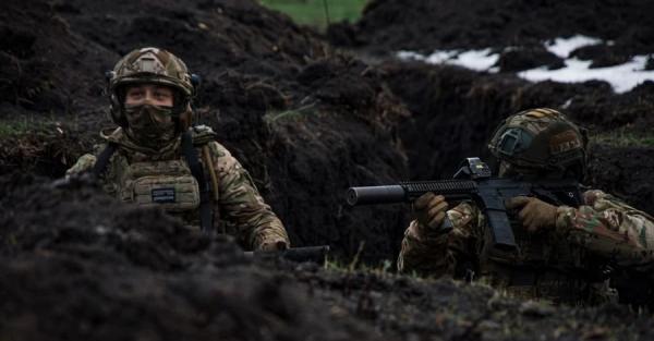 Сили оборони підняли український прапор над мерією Куп'янська  - Новини України