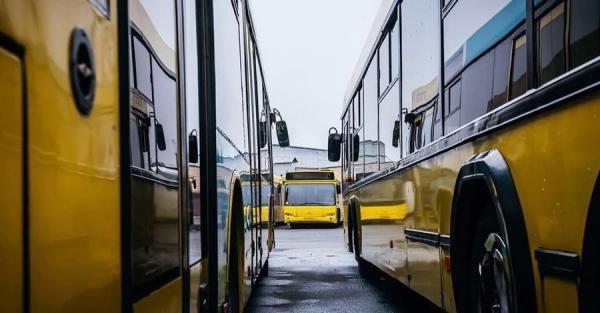 На лівому березі Києва електротранспорт тимчасово не працюватиме, а в метро збільшать інтервалі між поїздами - Новини України