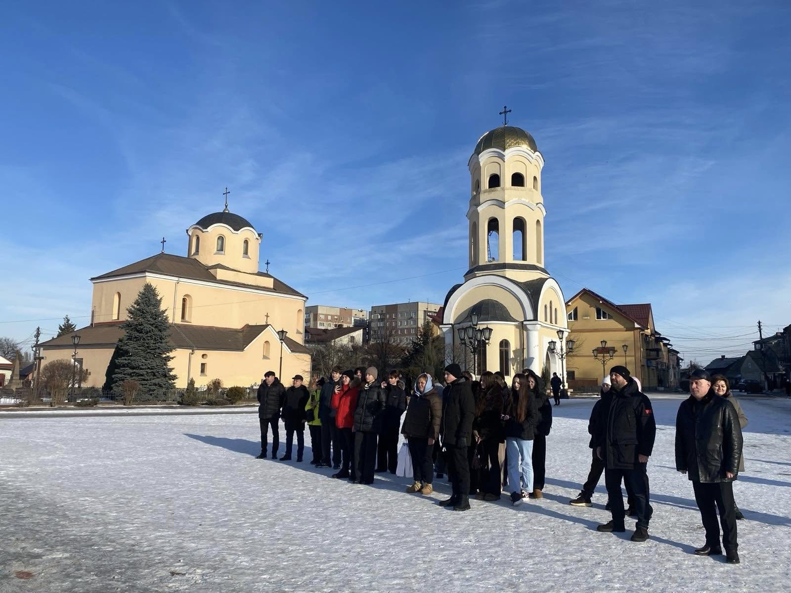 Фото без опису