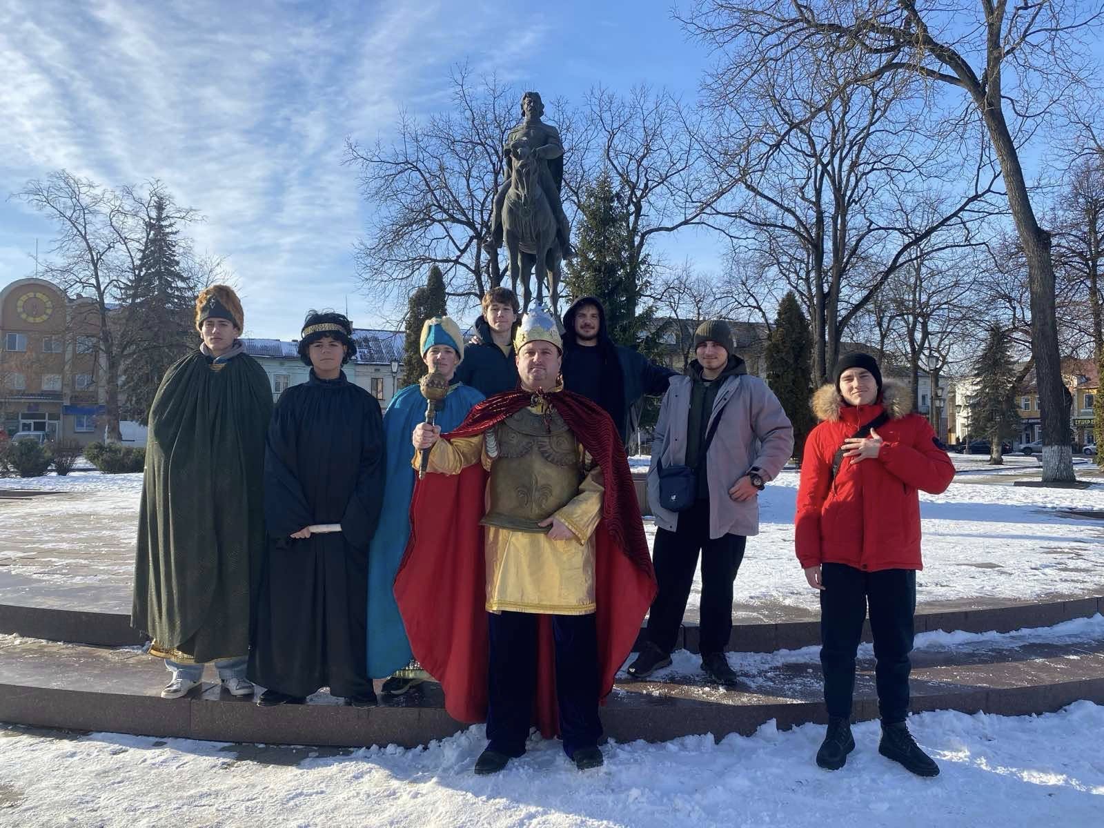 Фото без опису