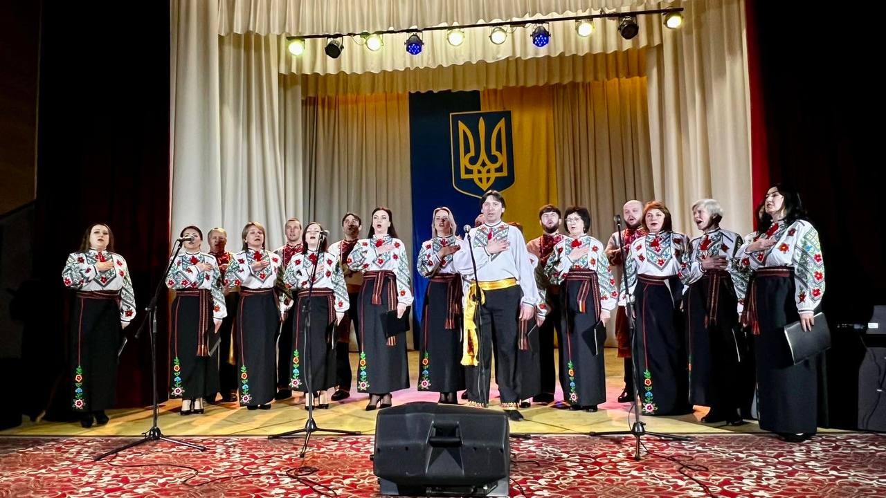 Фото без опису